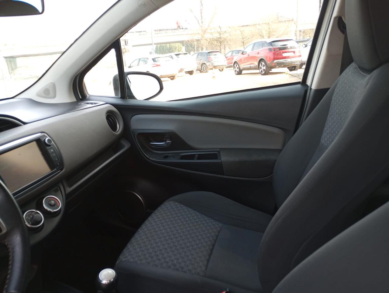 Toyota Yaris 1.0 5 porte Lounge