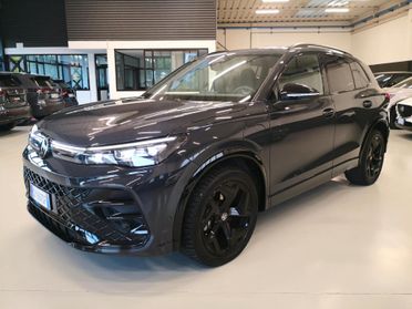 Volkswagen Tiguan 1.5 TSI eHybrid 272 CV DSG R-Line ***TETTO PANORAMICO APRIBILE***