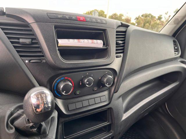 IVECO Daily 35S12V 2.3 HPT L3H2 Furgone Passo 3520