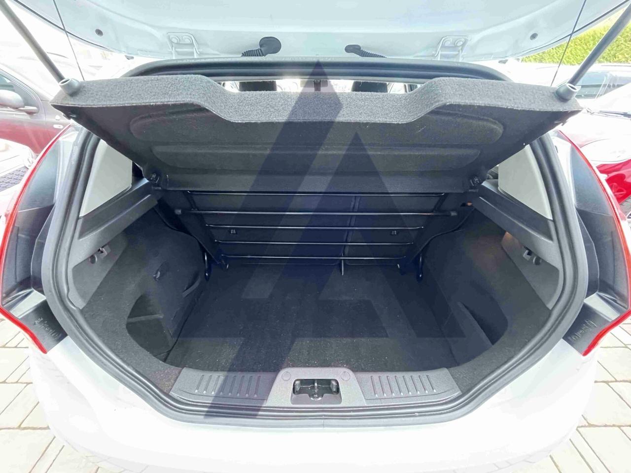 Ford Fiesta VI Van MCA 1.5 75cv tdci Trend E6