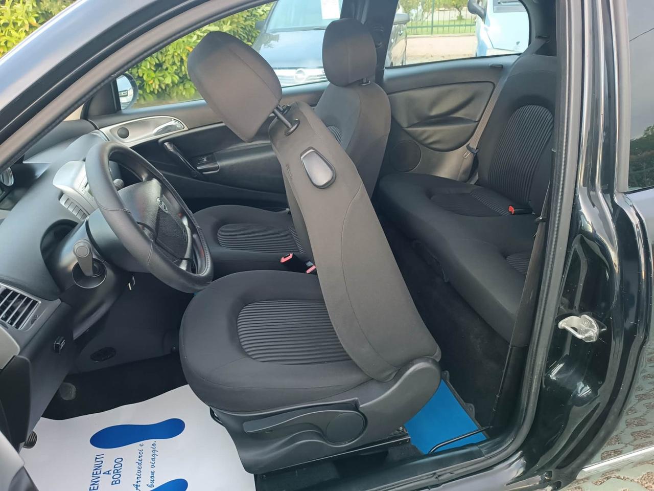 Lancia Ypsilon 1.2 GPL
