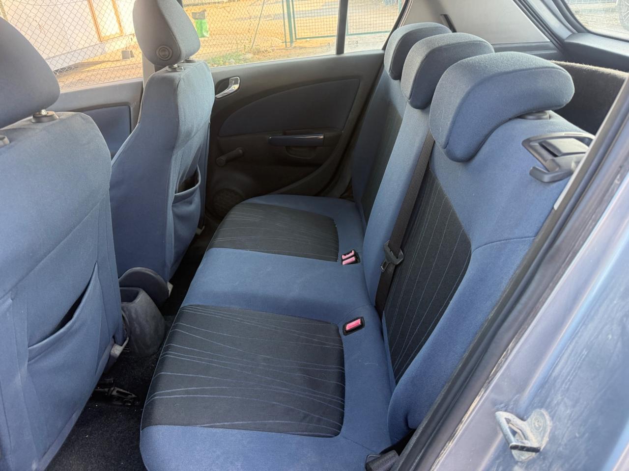 Opel Corsa 1.2 5 porte Easytronic Enjoy