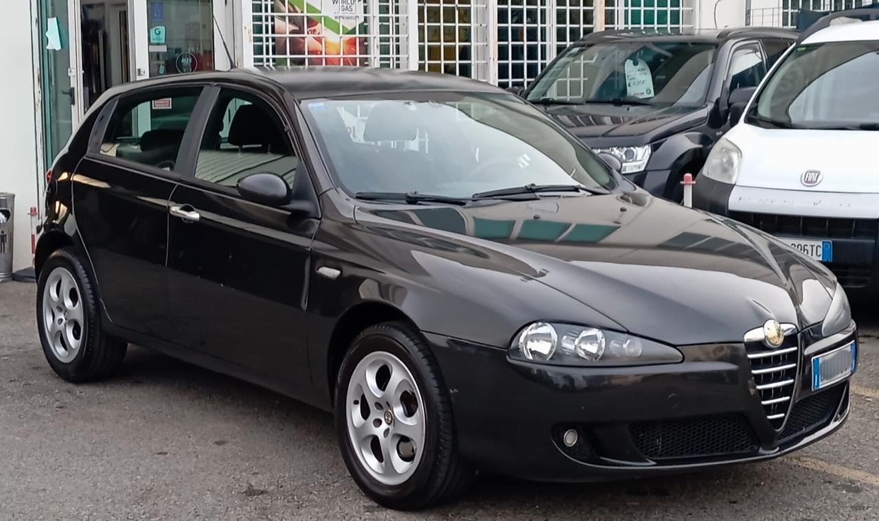 Alfa Romeo 147 1.9 JTD M-JET 16V 5