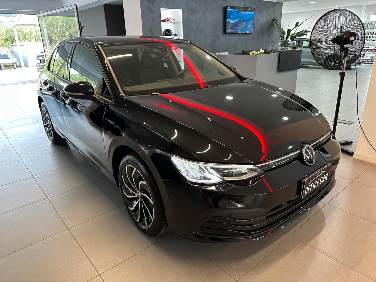 Volkswagen Golf 8 1.5 TGI DSG Style