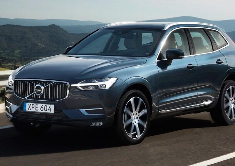 Volvo XC60 B4 2.0 D/Hybrid 197Cv Momentum+Tetto+Km 46000...