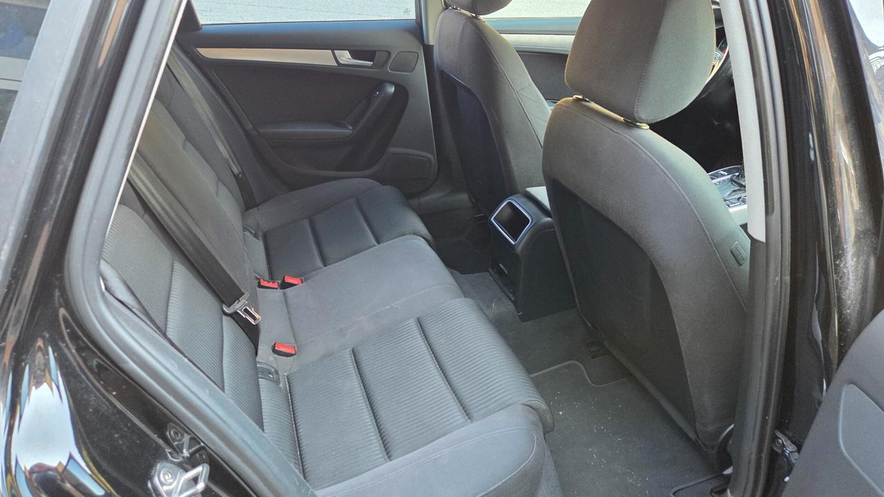 Audi A4 Avant 2.0 TDI 177 CV quattro S tronic Sline