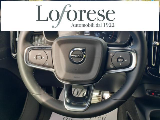 VOLVO XC40 B4 AWD Geartronic R-design