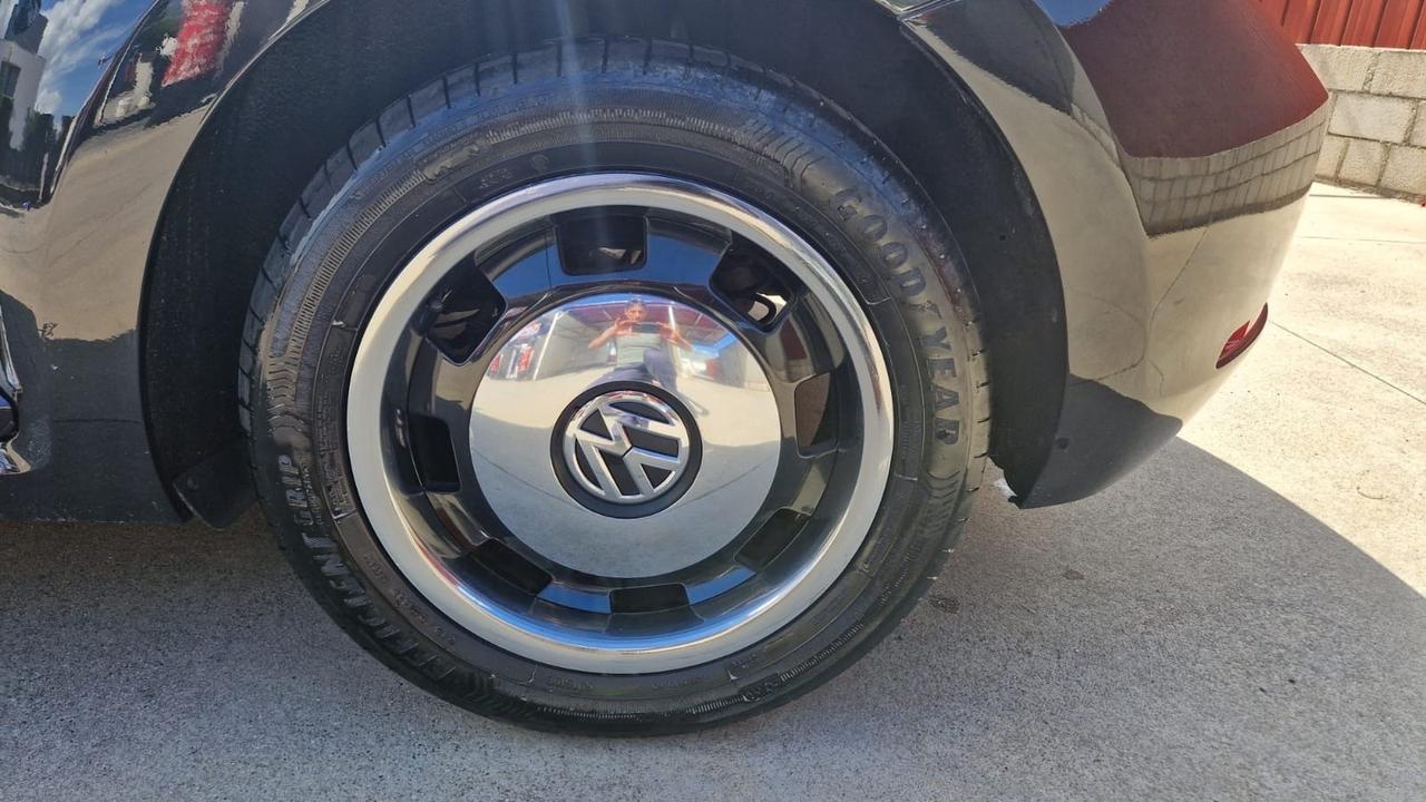 Volkswagen Maggiolino 2.0 TDI Fender Edition