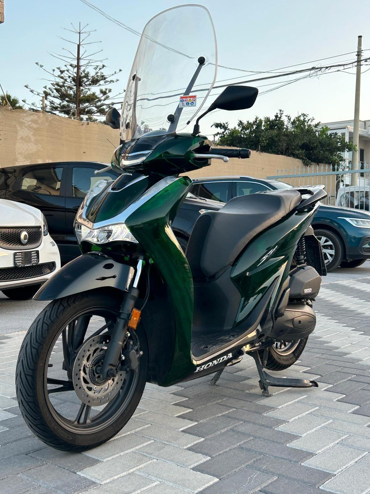 Honda SH 125 SPORT
