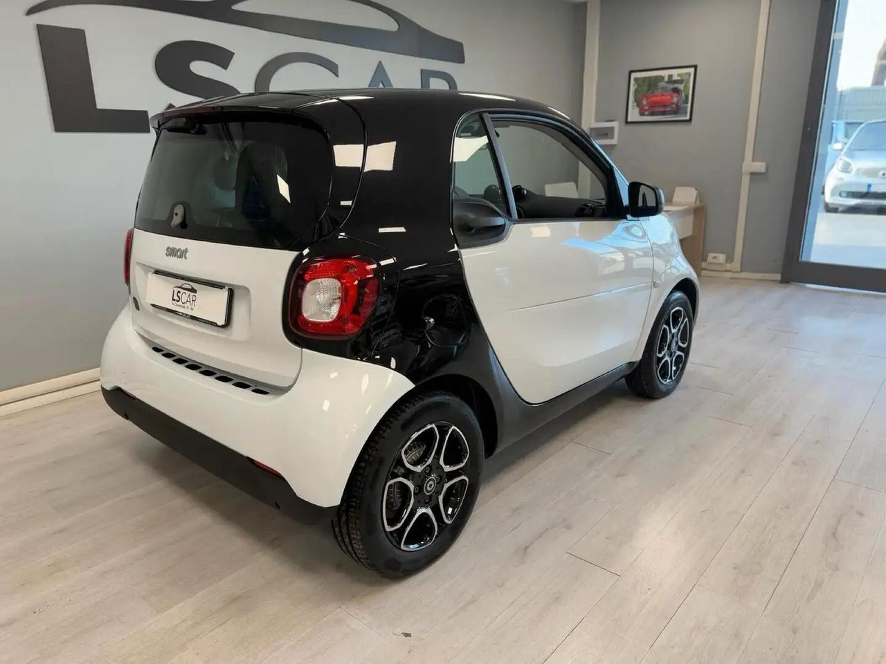 Smart ForTwo EQ Passion~UniPro~Promo Finanziamento