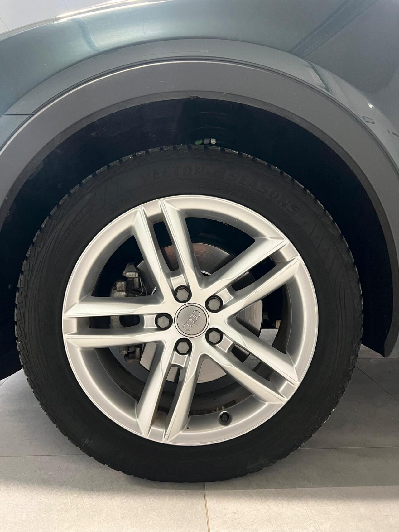 Audi Q3 2.0 TDI 184 CV S tronic quattro edition Design