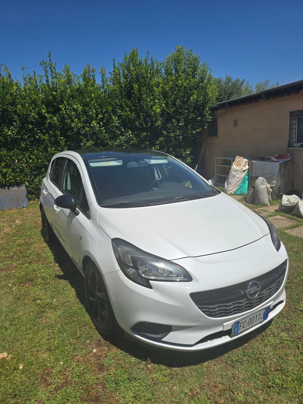 Opel Corsa 1.2 5 porte b-Color