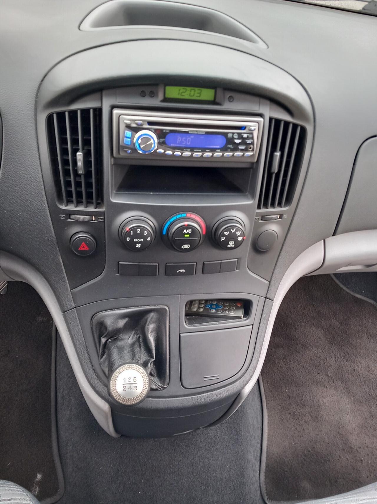 Hyundai H-1 2.5 CRDi Van 6 p.ti Style