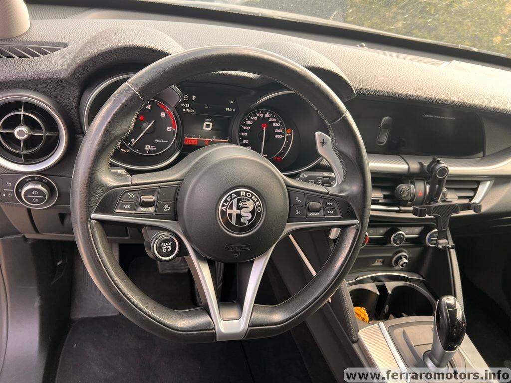 Alfa Romeo Stelvio 2.2 Turbodiesel 210 CV AT8 Q4 Super