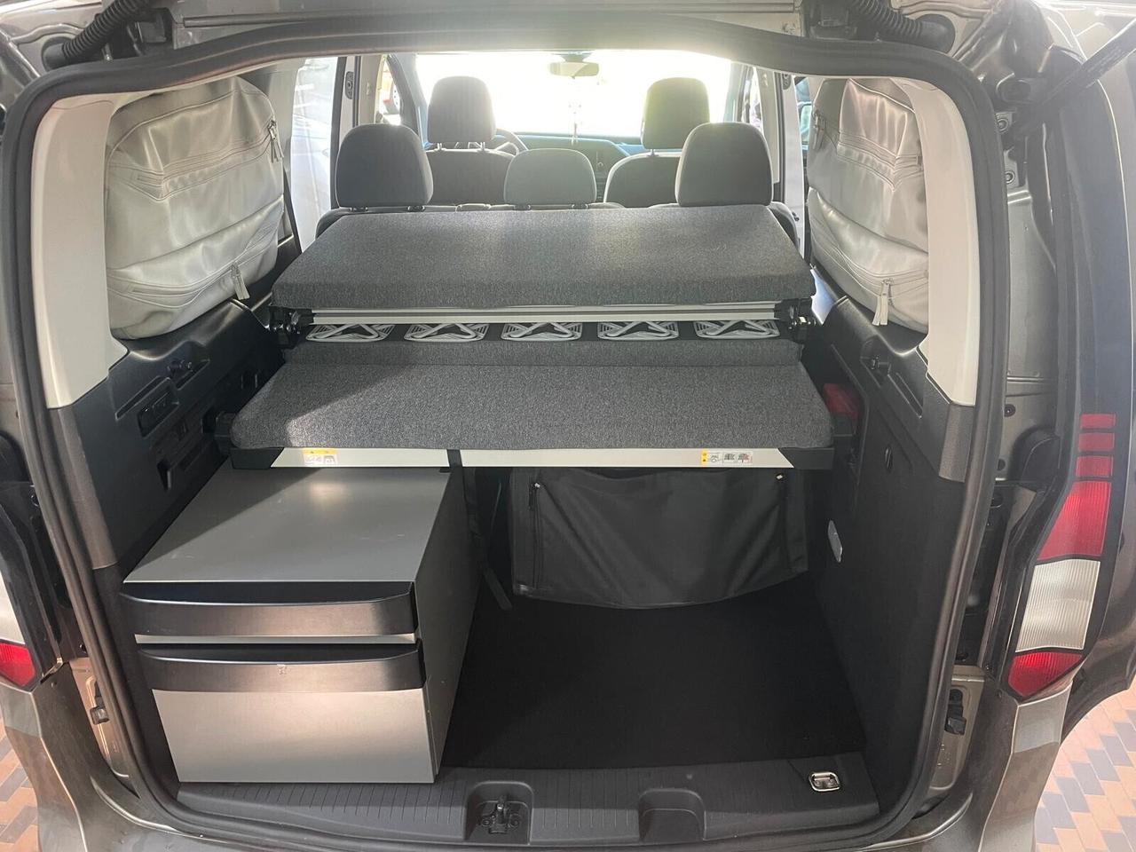 Volkswagen Caddy California 1.5 TSI MAXI Automatico