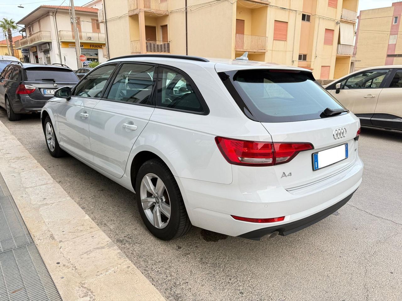 Audi A4 Avant 35 2.0 TDI ultra 150CV S-Tronic