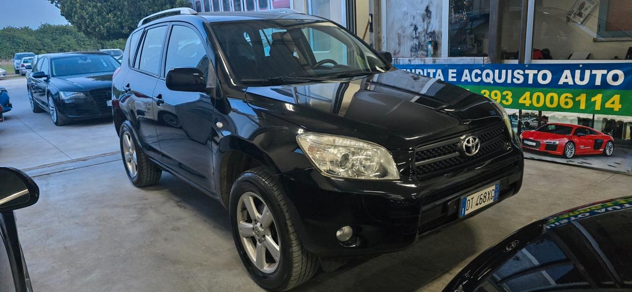 Toyota RAV 4 RAV4 Crossover 2.2 D-4D 150 CV DPF Luxury