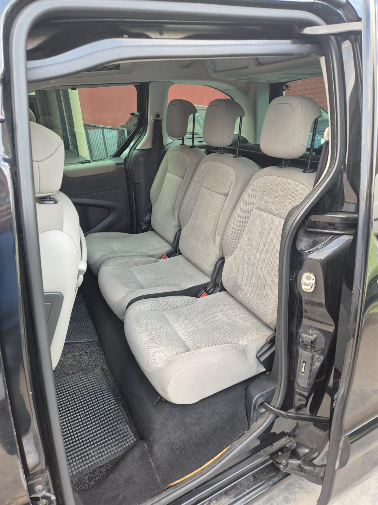 Peugeot Partner Tepee 1.6 VTi 120CV Premium