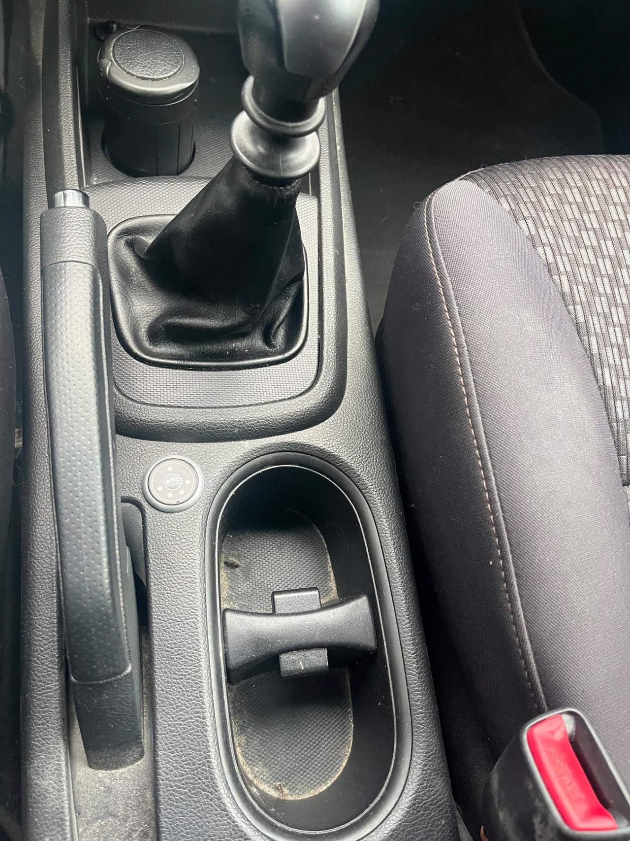 Ssangyong Korando 2.0 2WD MT GPL Limited