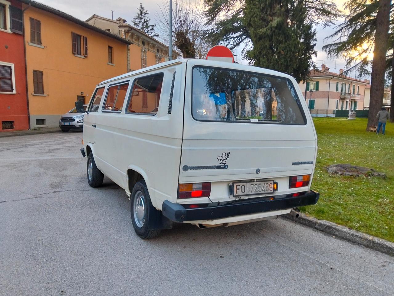 Volkswagen Caravelle