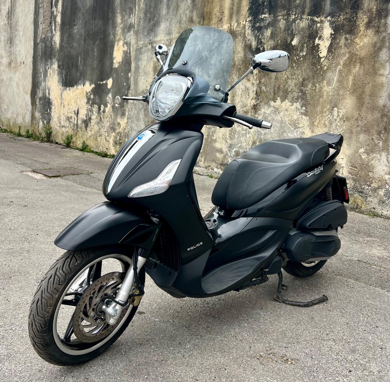 Piaggio Beverly 350 Police Acc.Permute