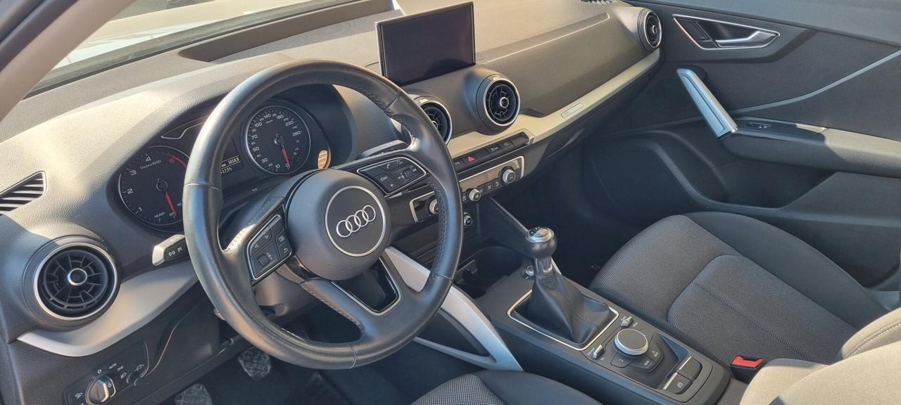 Audi Q2 30 1.6 TDI 115cv Business Design