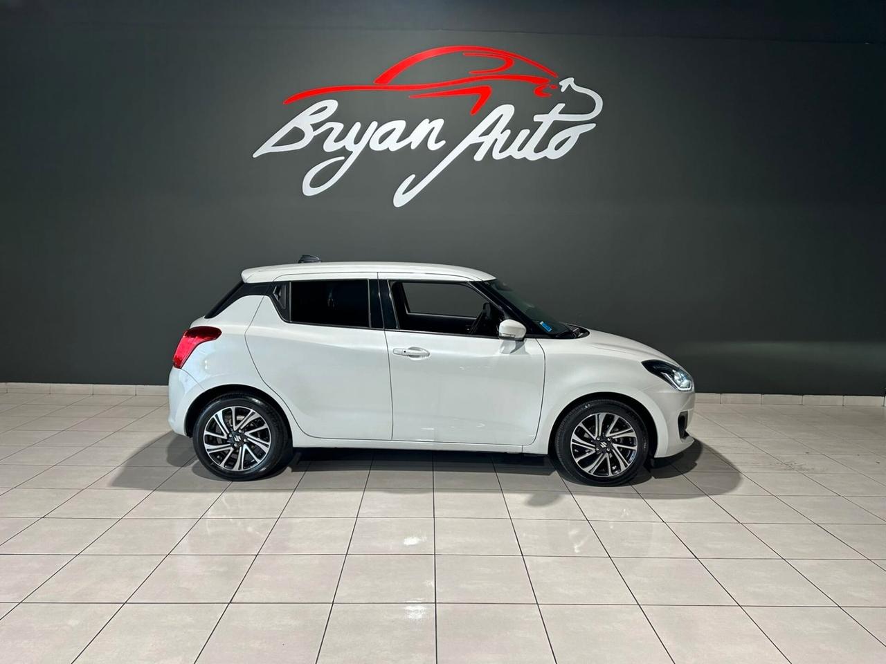 Suzuki Swift 1.2 Hybrid Top