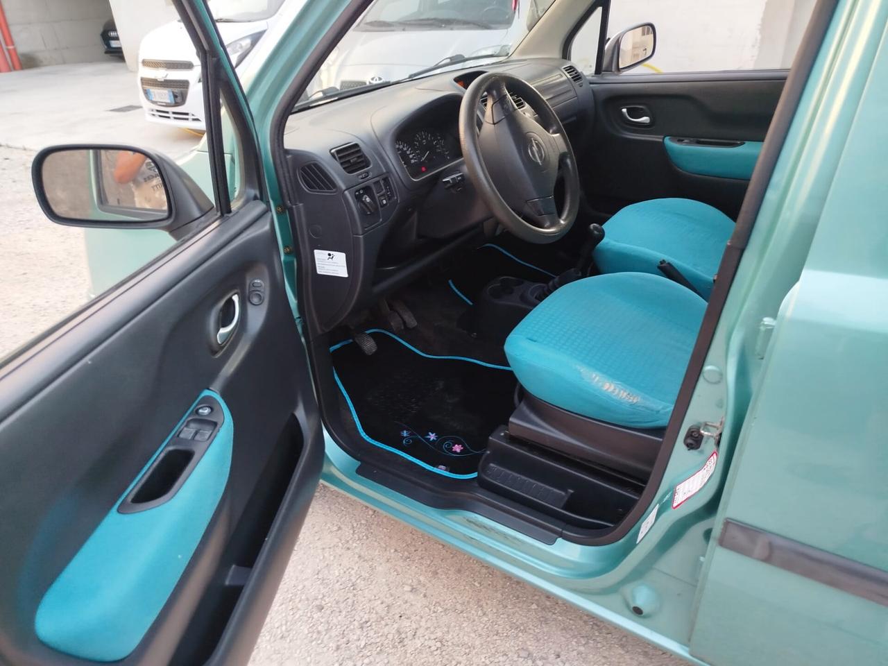 Opel Agila 1.0 12V Fashion Line