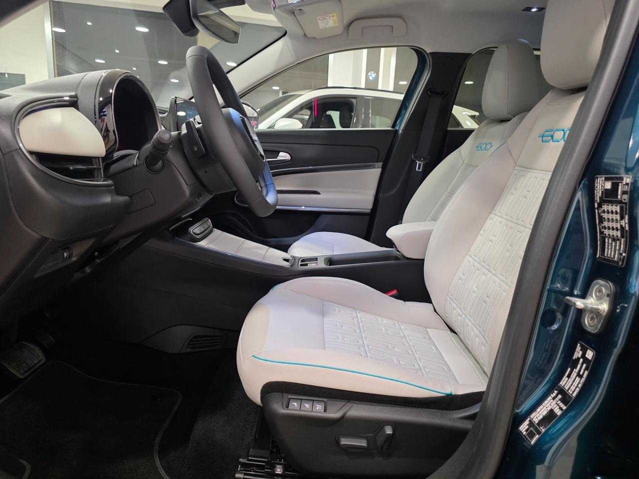 Fiat 600 Hybrid 110 CV DCT MHEV La Prima