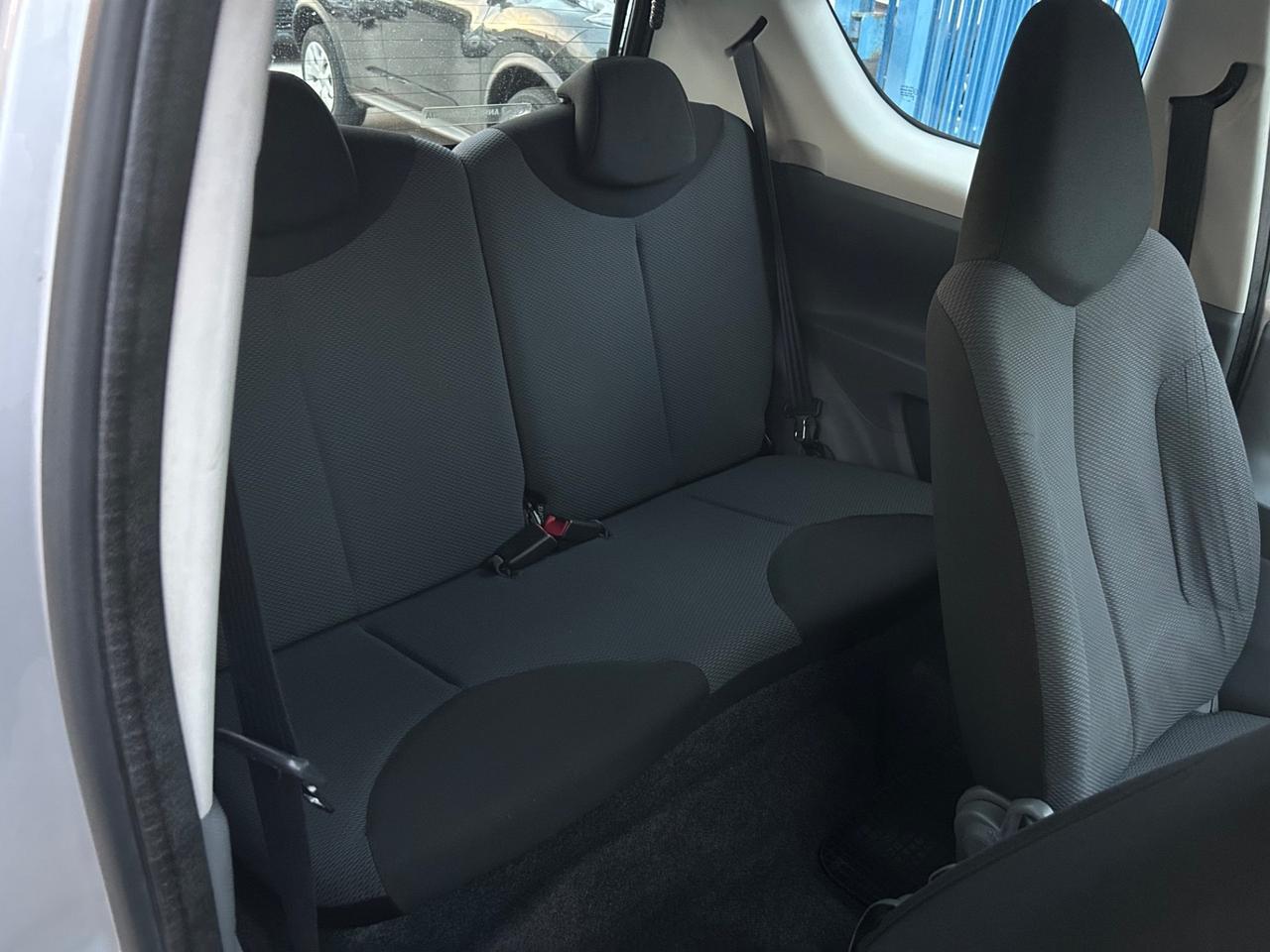 Toyota Aygo 1.0 benzina 68 cv 2008 automatica