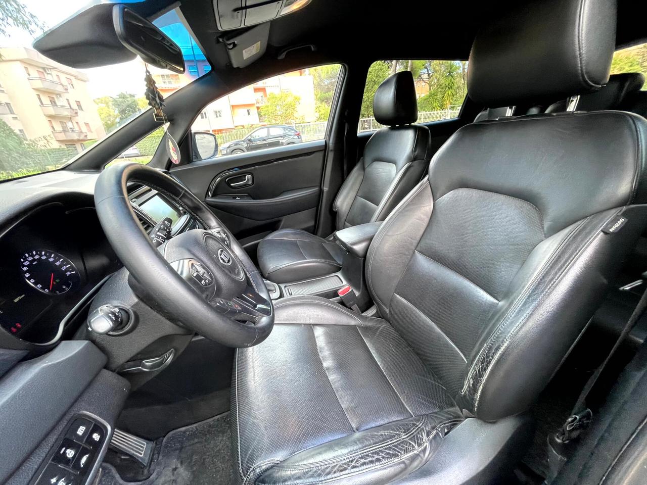 Kia Carens 24 MESI DI GARANZIA 1.7 crdi AUTOMATICA NEOPATENTATI