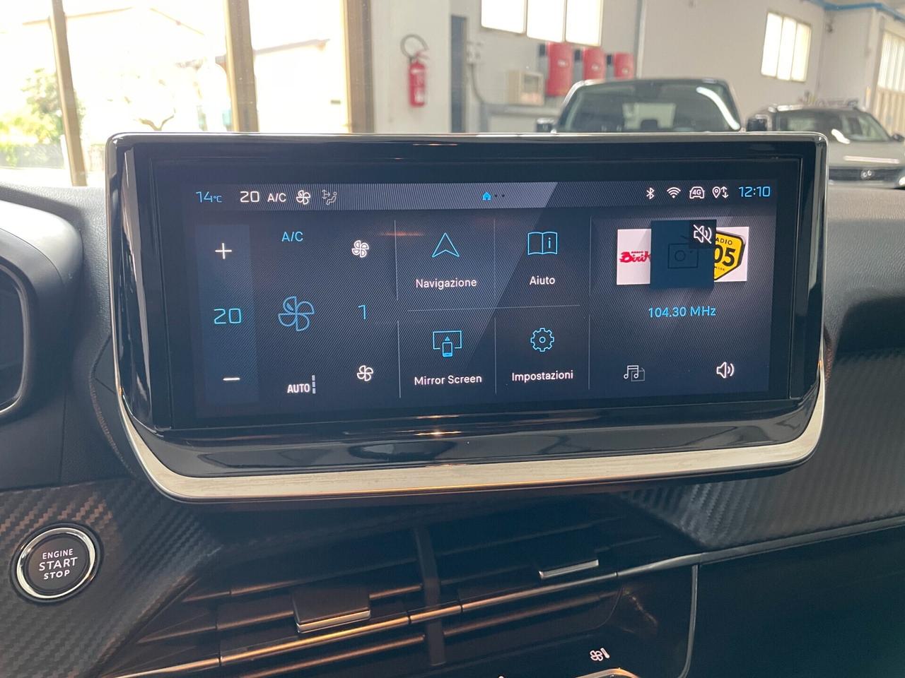 Peugeot 208 PureTech 100cv 5 porte Allure