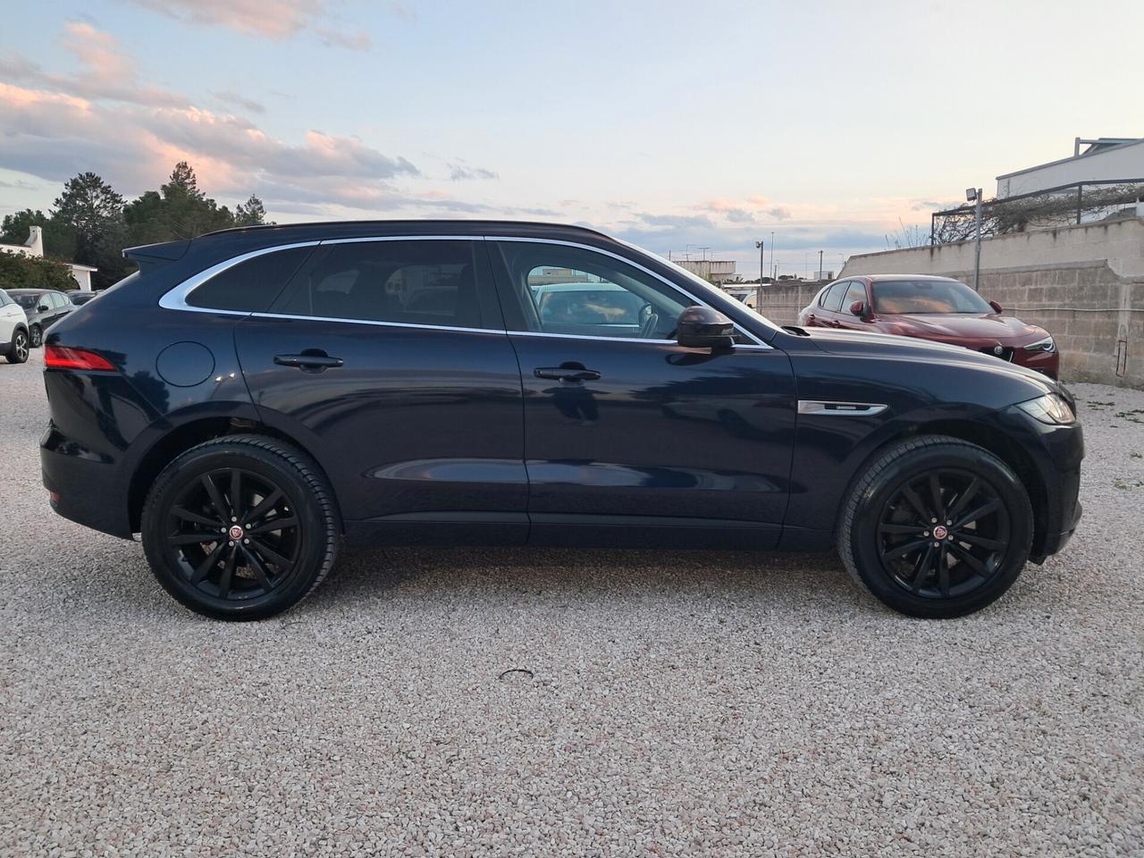 Jaguar F-Pace 2.0 D 180 CV R-Sport *TETTO-PELLE-LED*