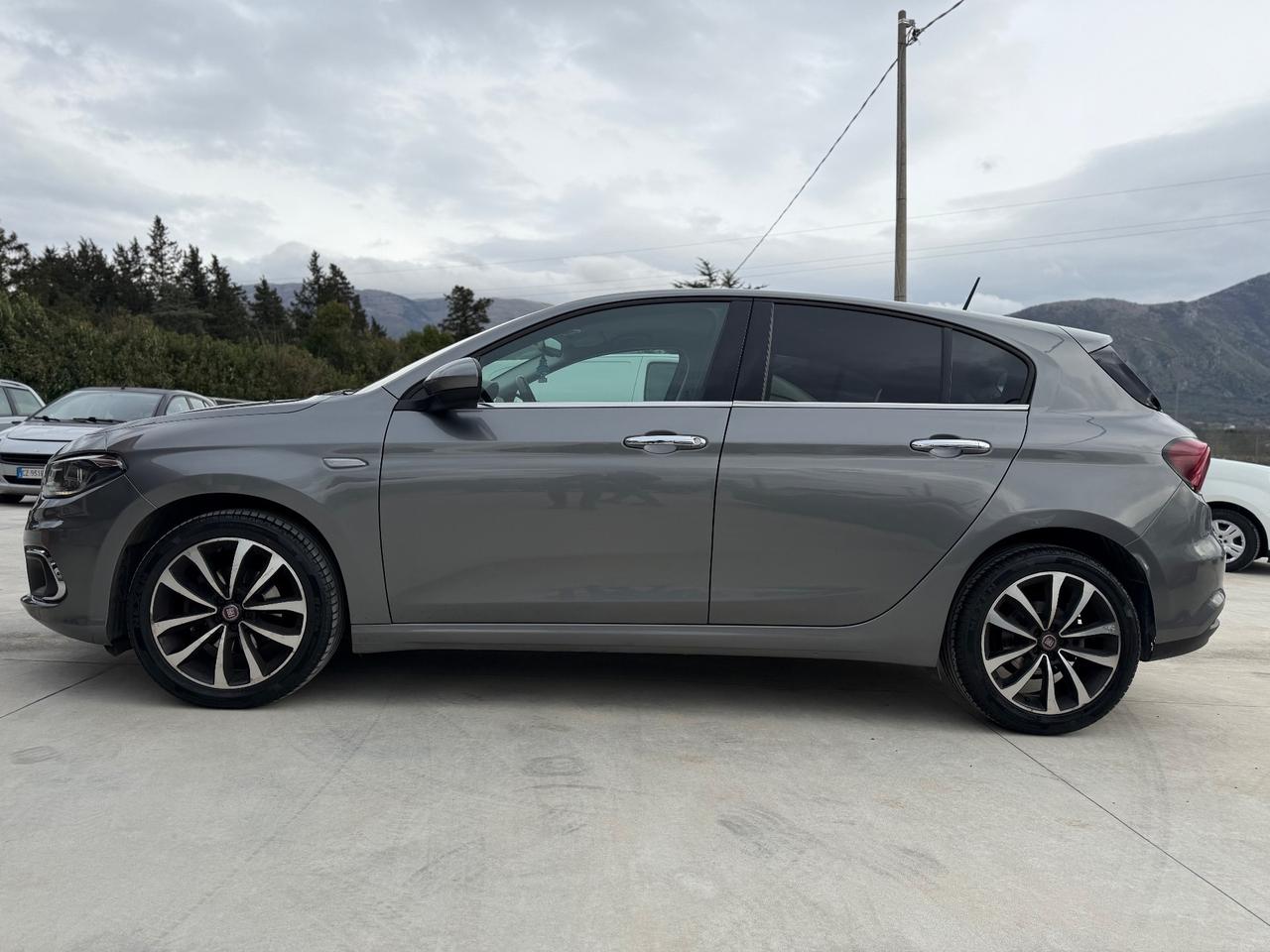 Fiat Tipo 1.6 Mjt S&S 5 porte Lounge 11/1017