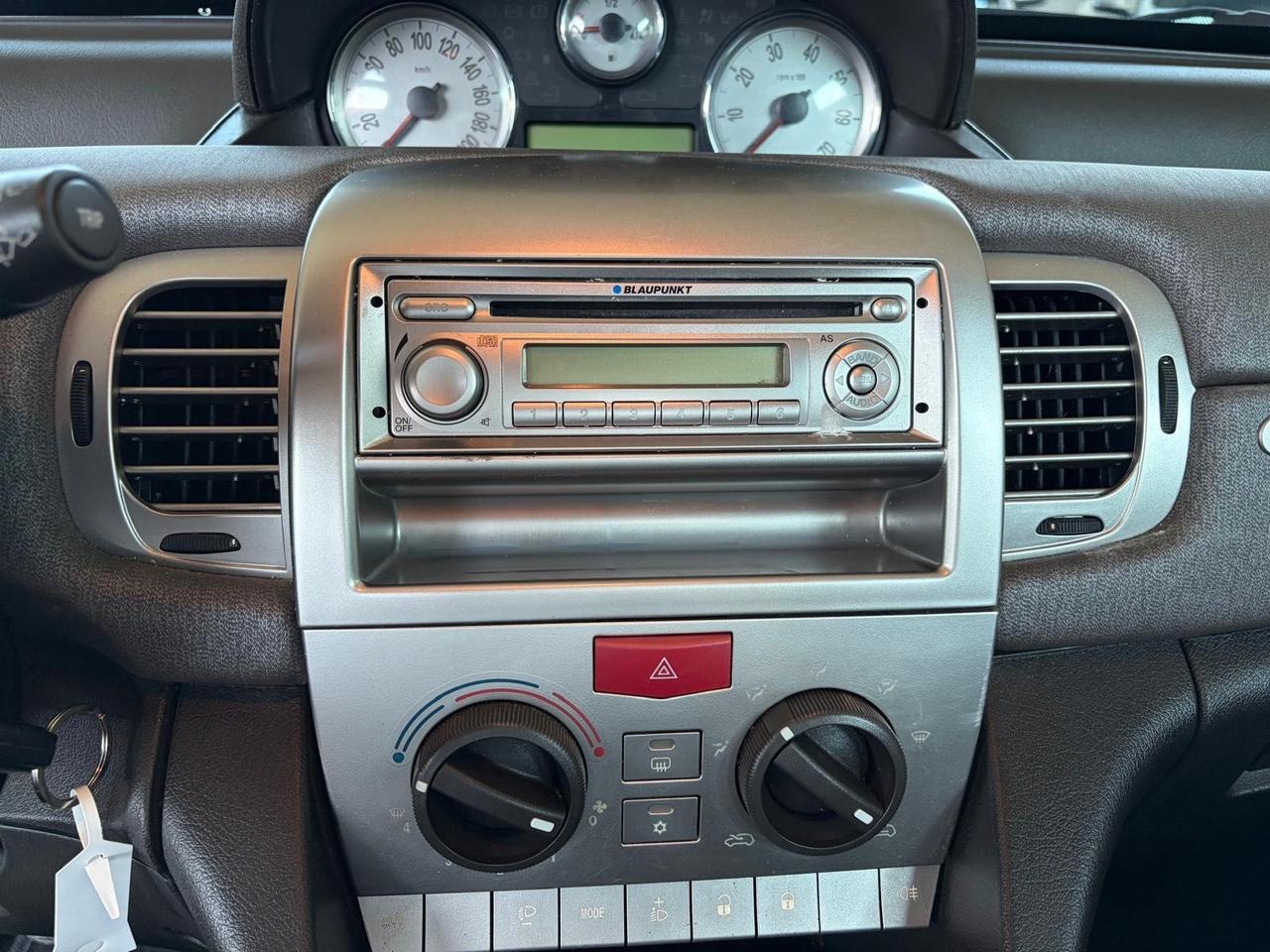 Lancia Ypsilon 1.2 Passion