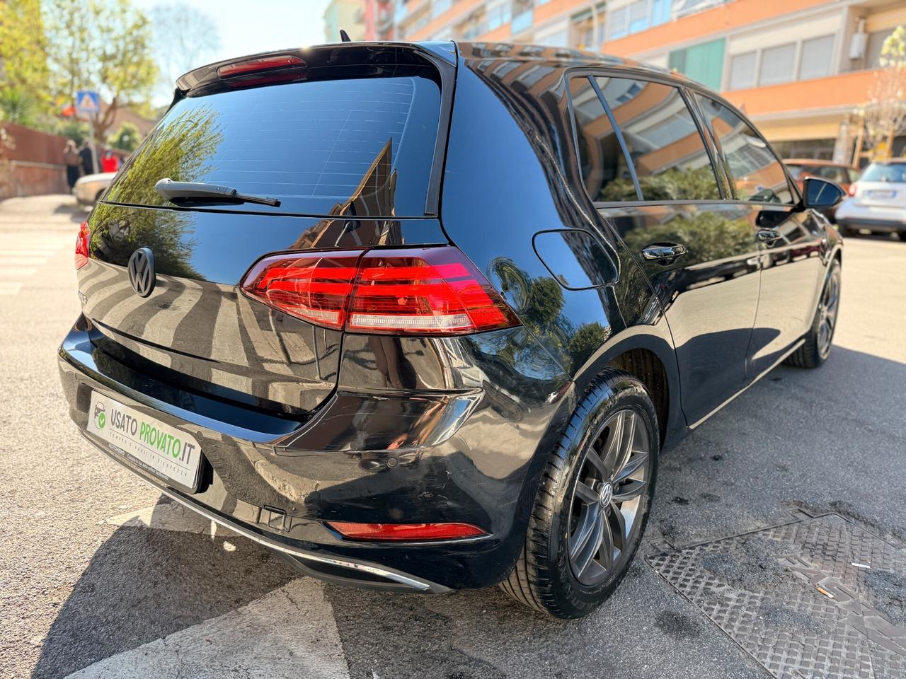 VW Golf 1.6 TDI 115cv Automatico DSG Garanzia 12m