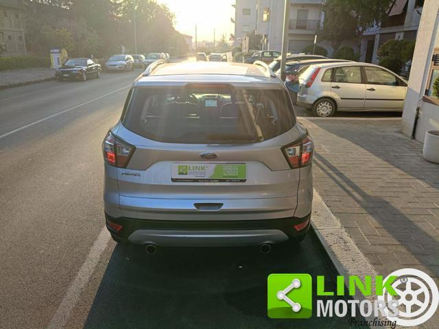 FORD Kuga 1.5 TDCI 120 CV S&S 2WD Powershift Business