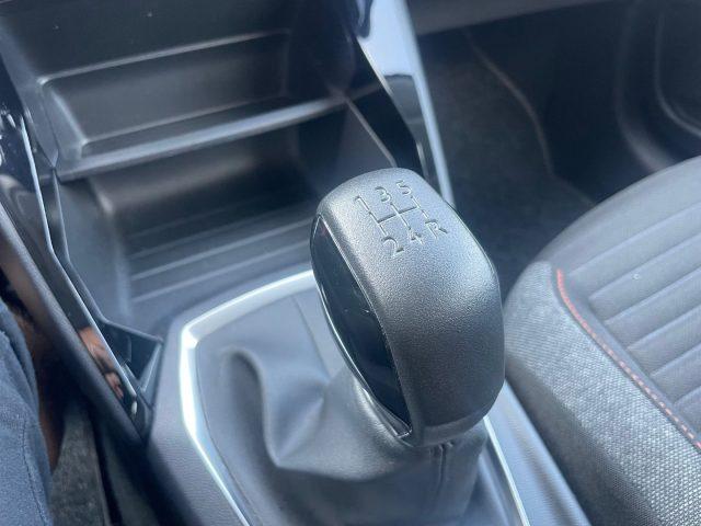 PEUGEOT 208 1.2 BENZ 75 CV 5 porte ADATTA NEOPATENTATI