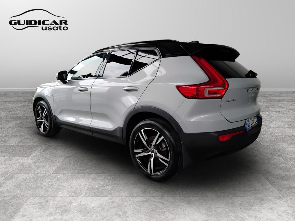 VOLVO XC40 - XC40 1.5 t5 phev R-design auto my21