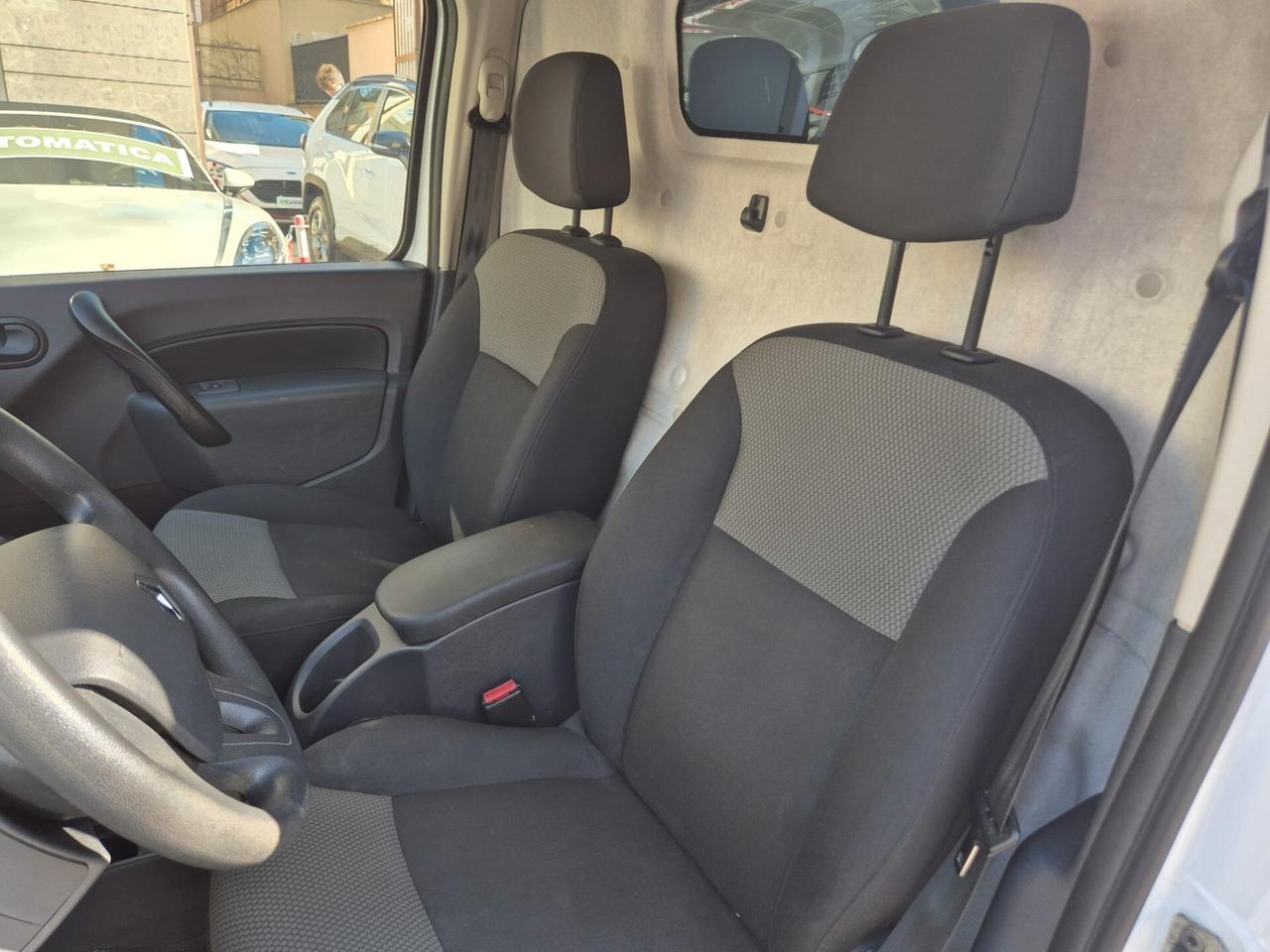 Renault Kangoo dCi 95CV Express + IVA