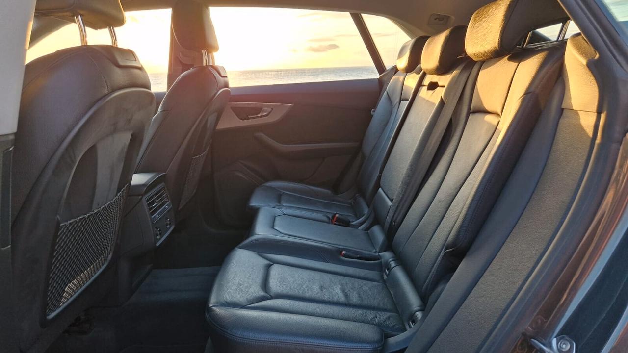 Audi Q8 45 TDI quattro tiptronic Sport