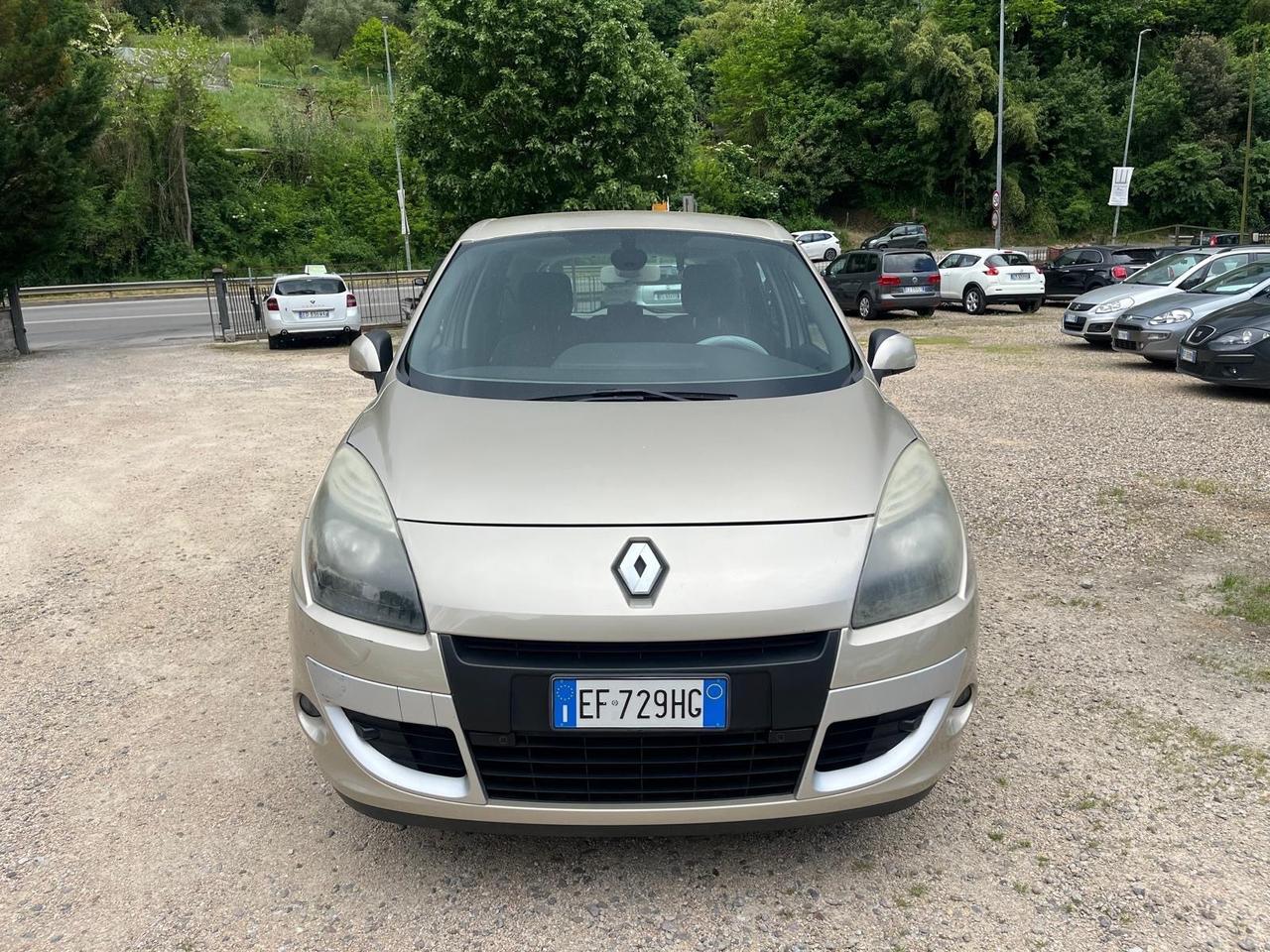 Renault Scenic Scénic X-Mod 1.5 dCi 110CV Luxe