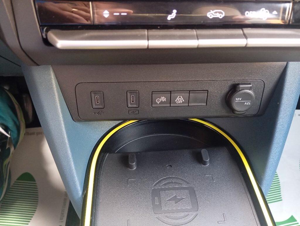 Fiat Grande Panda 1.2 Hybrid 110 CV S&S La Prima