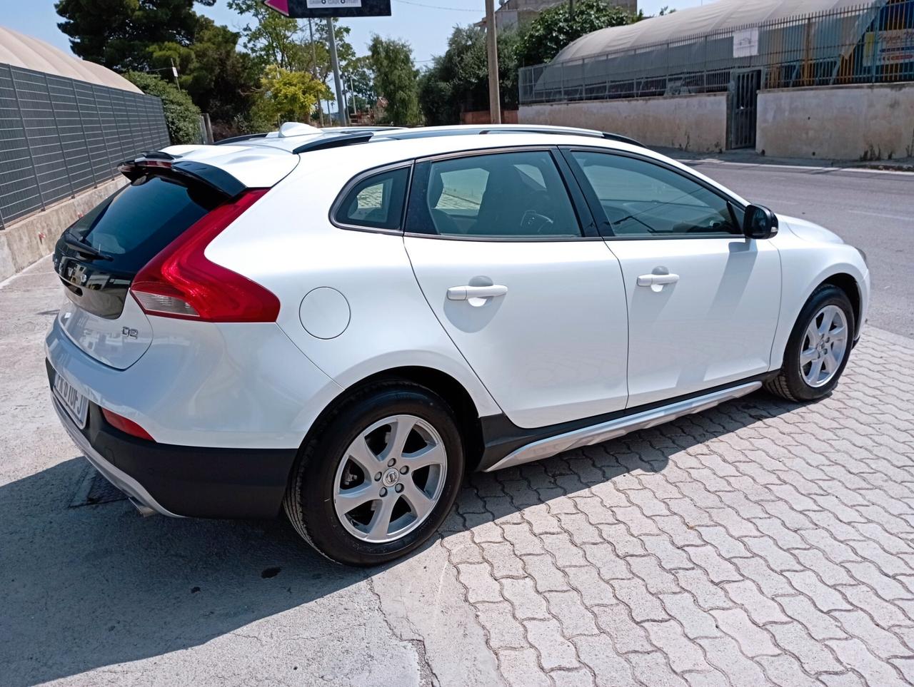 Volvo V40 Cross Country V40 Cross Country D2 Business Plus