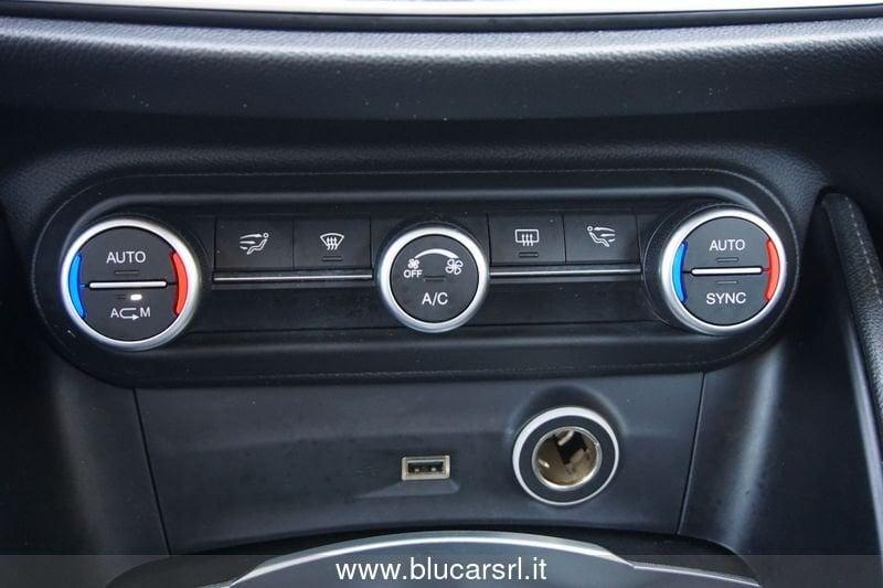 Alfa Romeo Stelvio 2.2 Turbodiesel 160 CV AT8 RWD Business