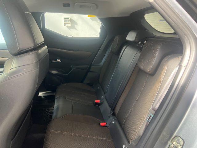 DS AUTOMOBILES DS 3 Crossback BlueHDi 100 So ChicDA ?149,00