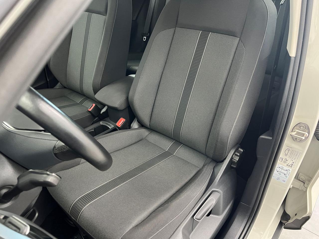 VOLKSWAGEN T-Roc 2022 T-Roc 1.0 tsi Life 110cv