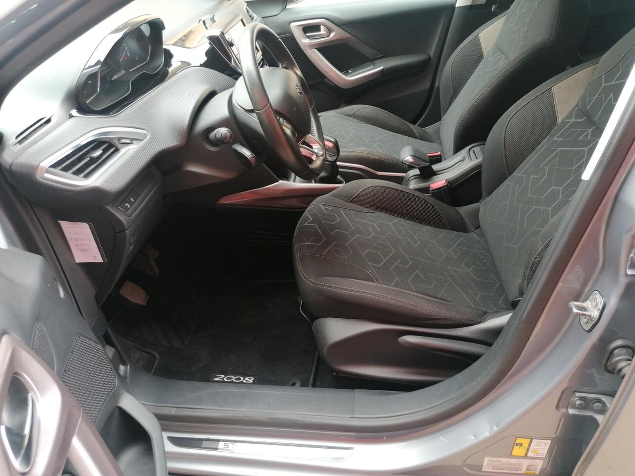 Peugeot 2008 BlueHDi (Navigatore)