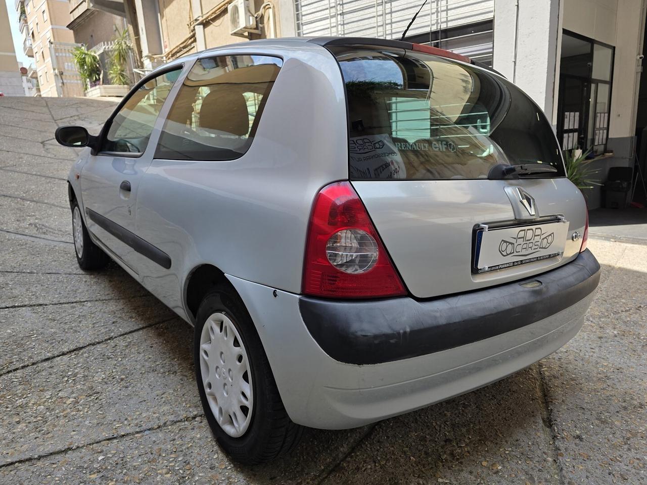RENAULT CLIO - UNICO PROPRIETARIO