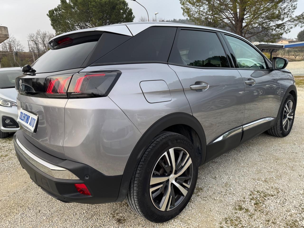 Peugeot 3008 BlueHDi 130 S&S EAT8 Allure